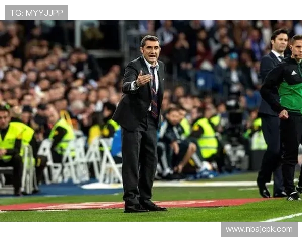 韦德足球官网如何帮助足球爱好者提升比赛技巧与战术理解